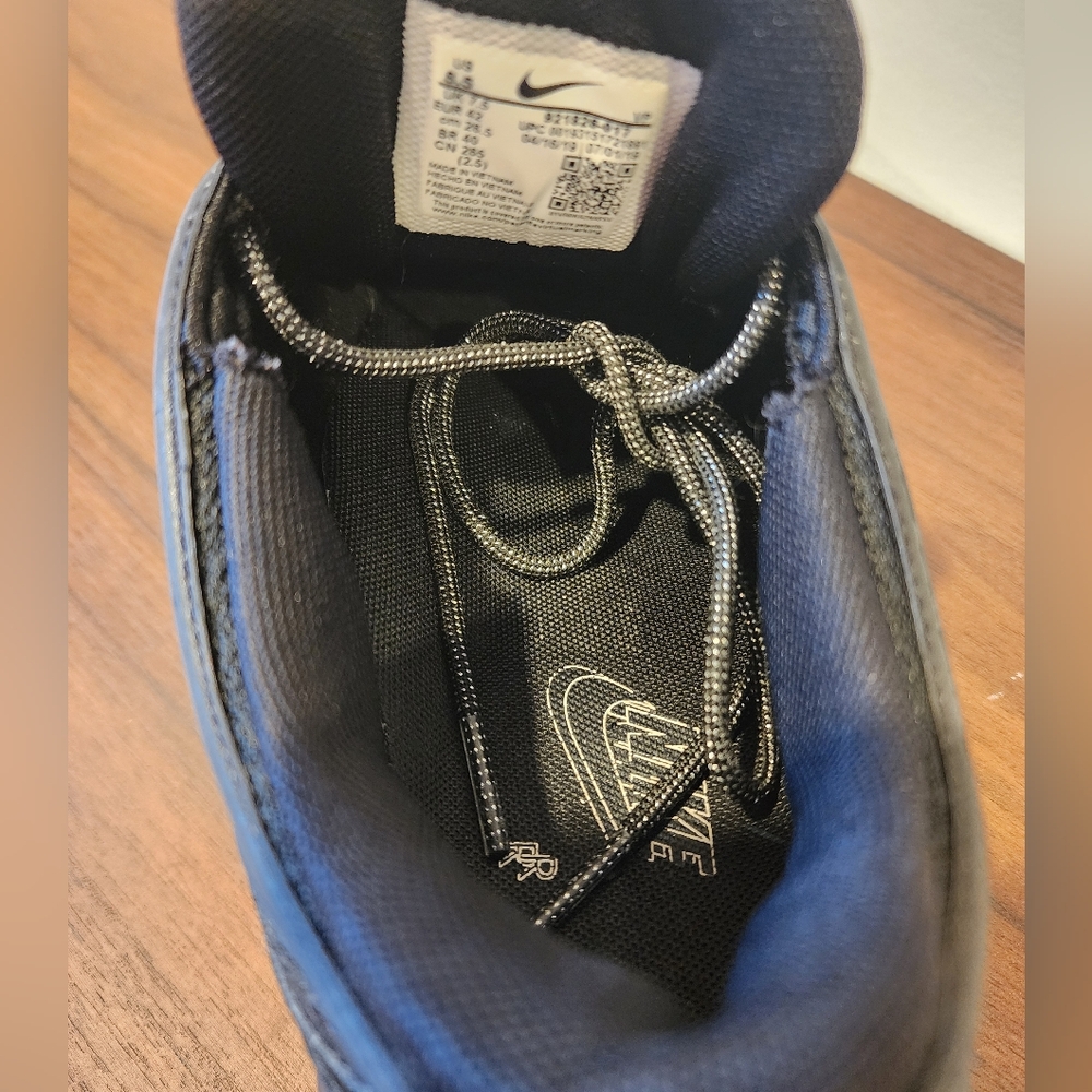 Women's Nike Air Max 97 With Glow Soles - Picture 6 of 10